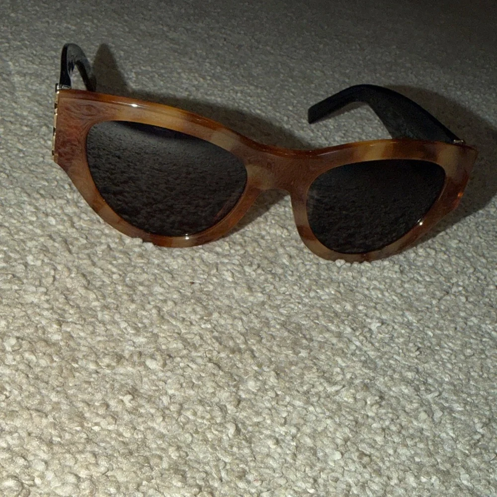 SAINT LAURENT • SL M94 - Picture 5 of 7